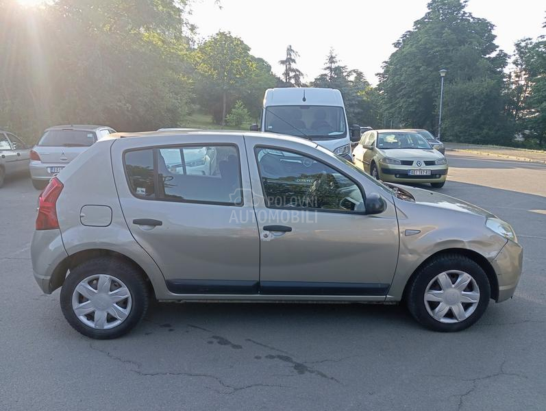 Dacia Sandero 