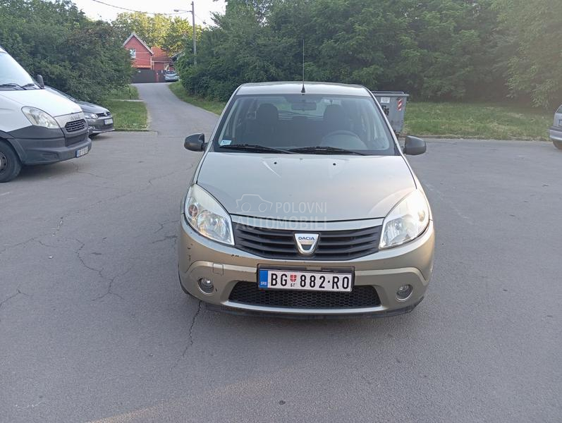 Dacia Sandero 