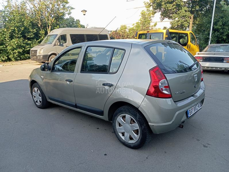 Dacia Sandero 