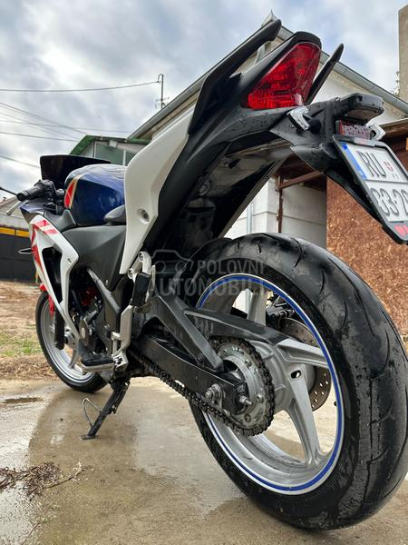 Honda CBR250RA