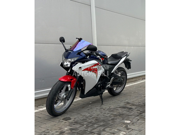 Honda CBR250RA