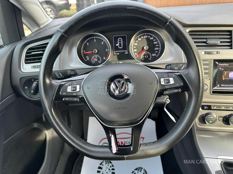 Volkswagen Golf 7 1.6 Tdi NAVY
