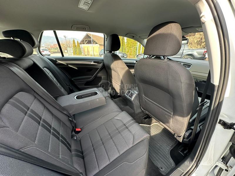 Volkswagen Golf 7 1.6 Tdi NAVY