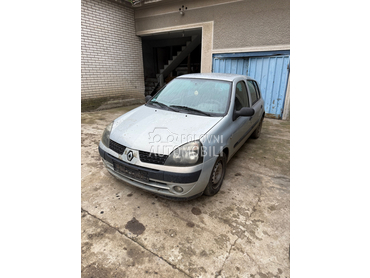 Prednji branik za Renault Scenic od 2000. do 2019. god.