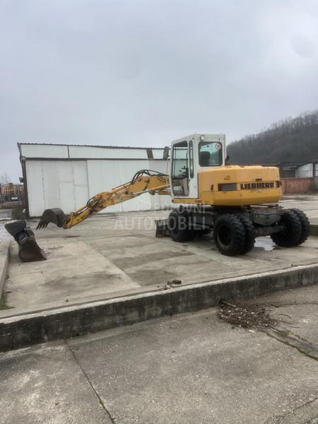 Liebherr A 308 LITRONIC