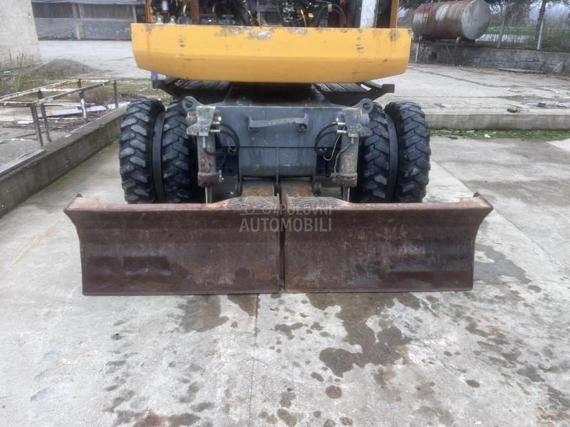 Liebherr A 308 LITRONIC