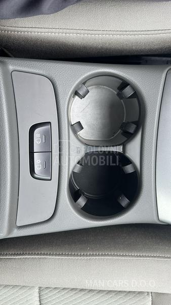 Audi Q5 2.0tdi/auto/4x4 NAVY