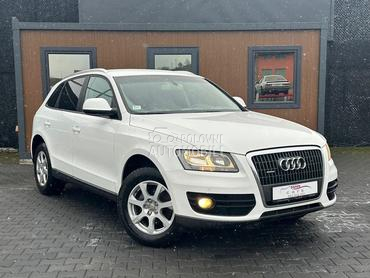 Audi Q5 2.0tdi/auto/4x4 NAVY