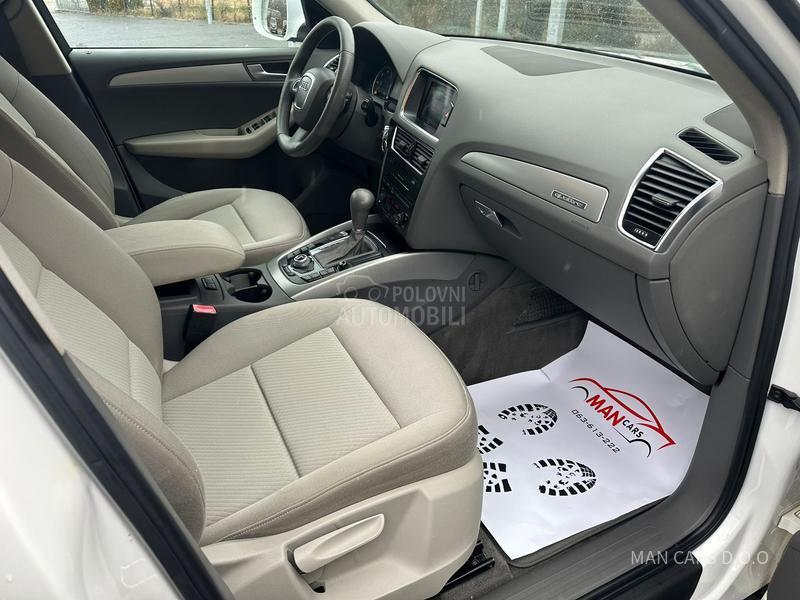 Audi Q5 2.0tdi/auto/4x4 NAVY