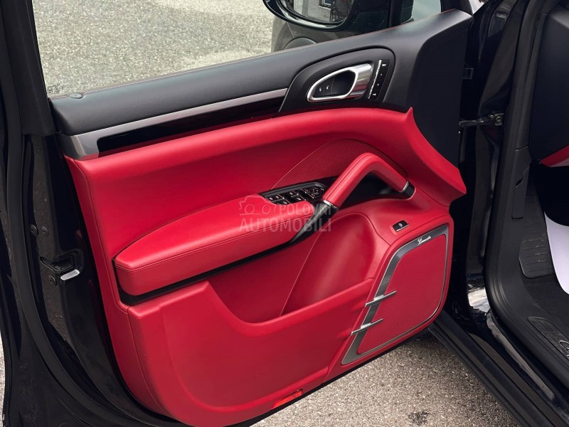 Porsche Cayenne S H Y B