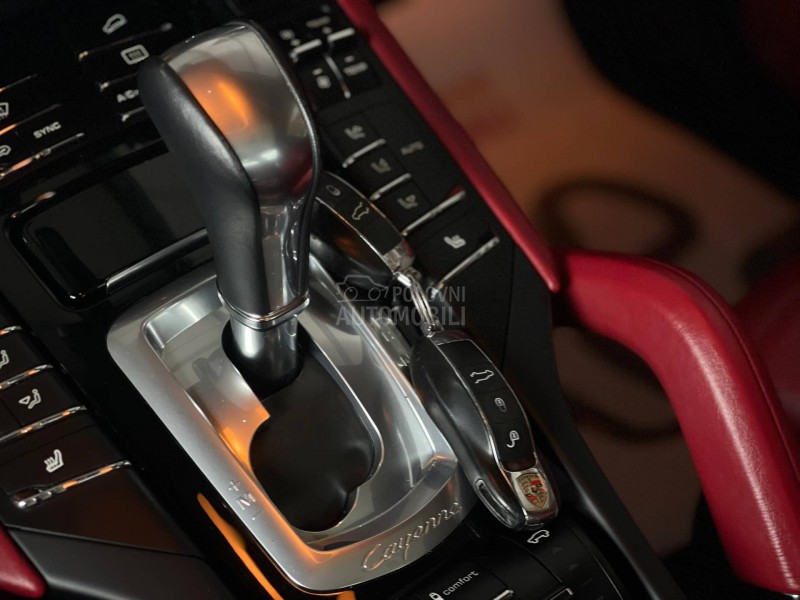 Porsche Cayenne S H Y B