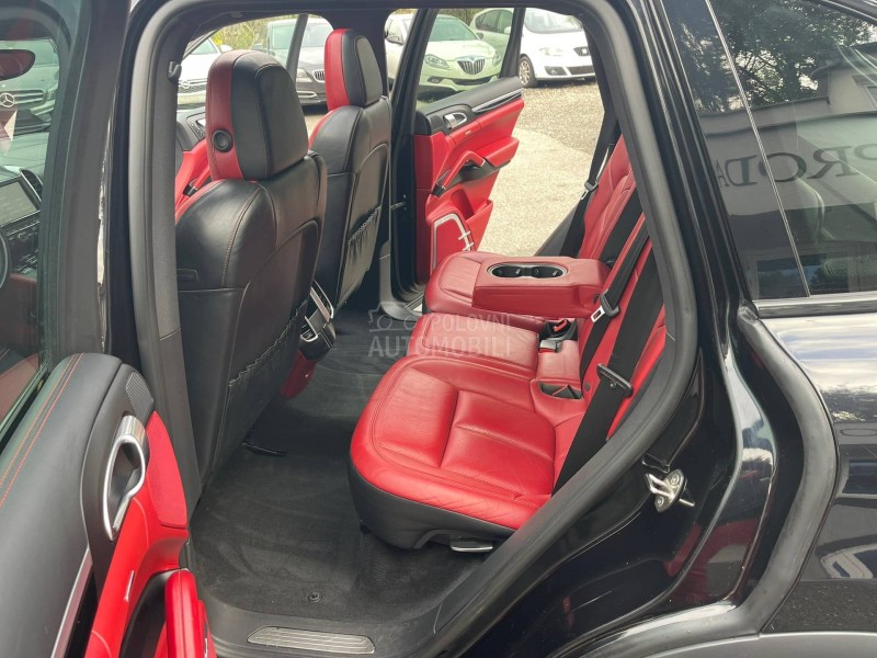 Porsche Cayenne S H Y B