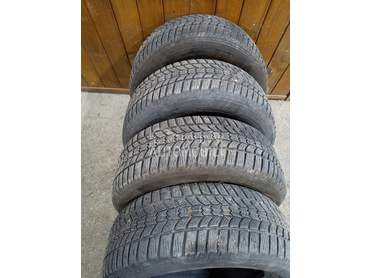 Sava 215/60 R16 Zimska