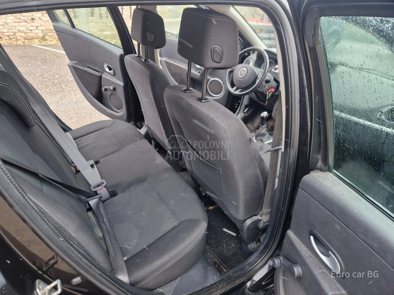 Renault Clio A K C I J A  N A V