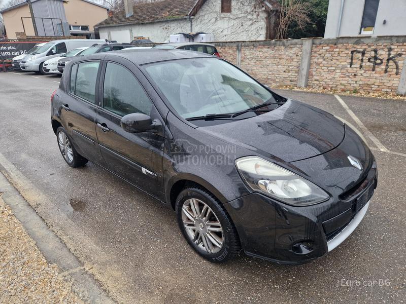 Renault Clio A K C I J A  N A V