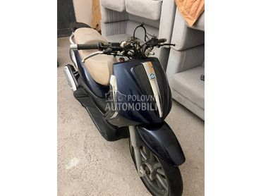 Piaggio Beverly