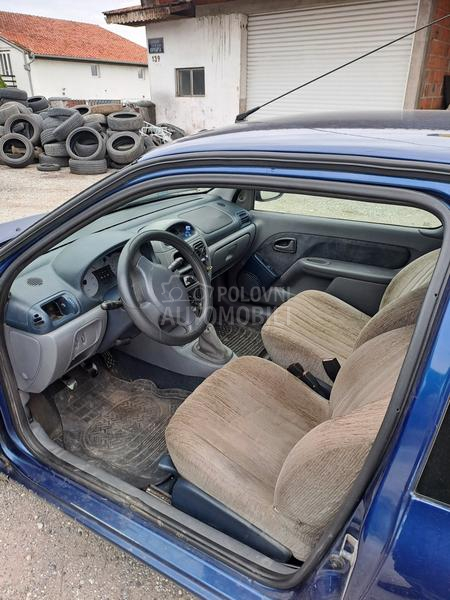 Renault Clio 1.4 16v