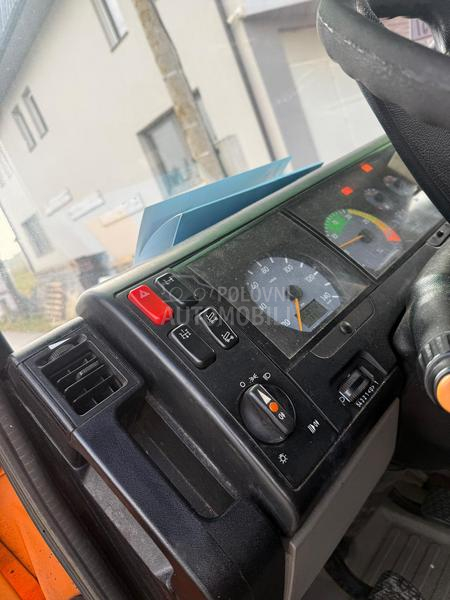 Mercedes Benz Vario 614D