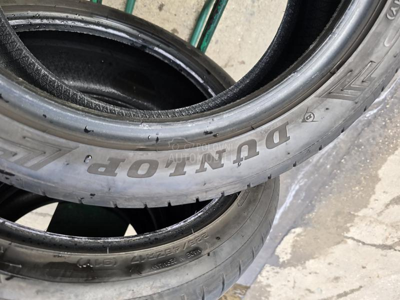 Dunlop 225/45 R17 Letnja