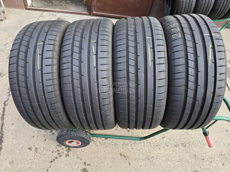 Dunlop 225/45 R17 Letnja