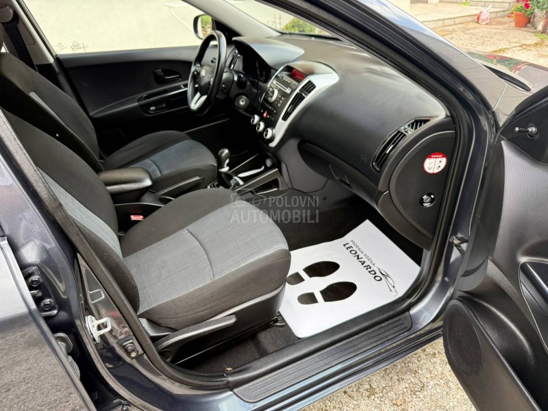 Kia cee`d sw 1.4 16V