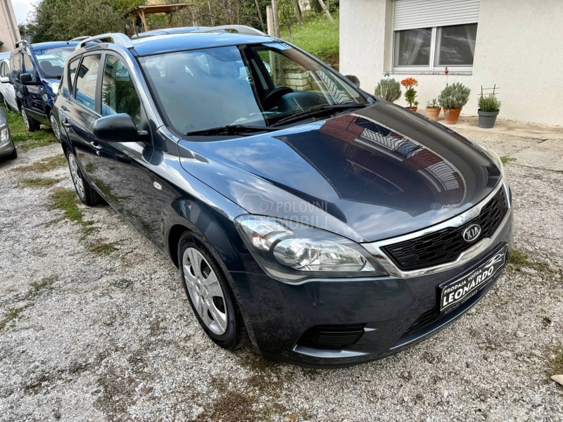 Kia cee`d sw 1.4 16V