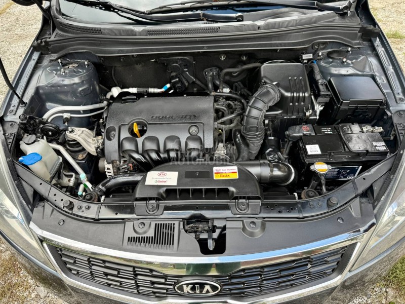 Kia cee`d sw 1.4 16V