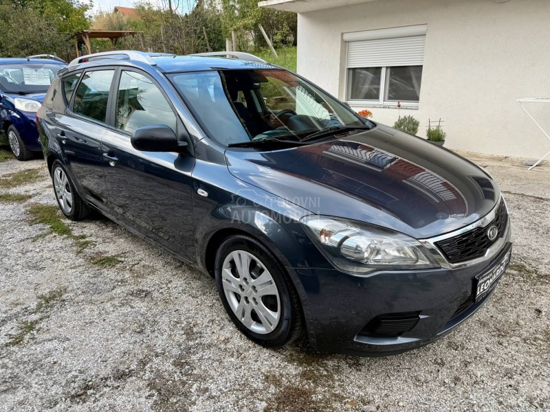 Kia cee`d sw 1.4 16V