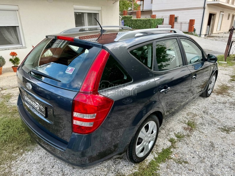 Kia cee`d sw 1.4 16V