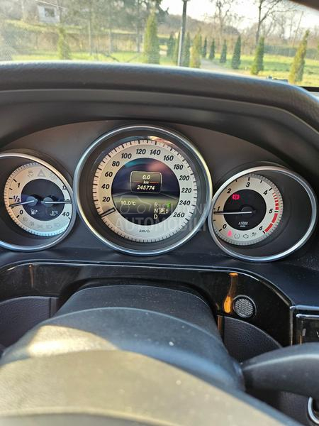 Mercedes Benz E 220 E220