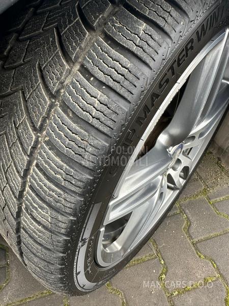 Mercedes Benz E 220 AMG Virtual