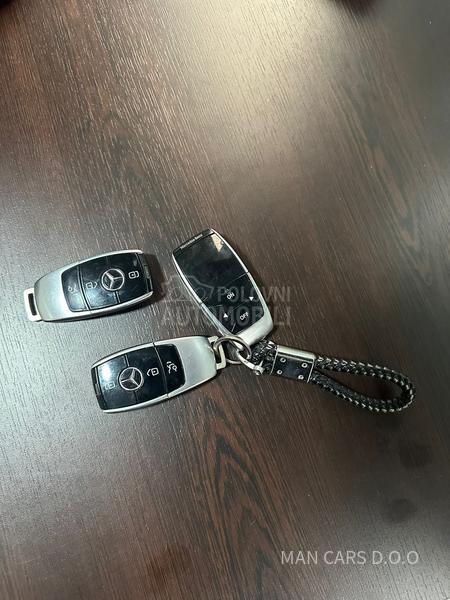 Mercedes Benz E 220 AMG Virtual