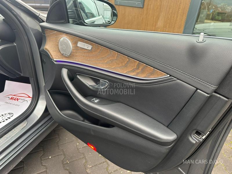 Mercedes Benz E 220 AMG Virtual