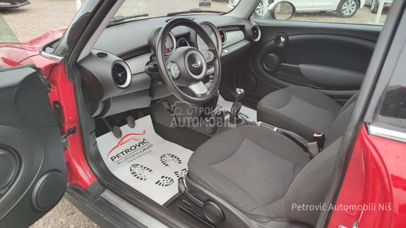 MINI Cooper 1.6 D /URBAN MOVE/