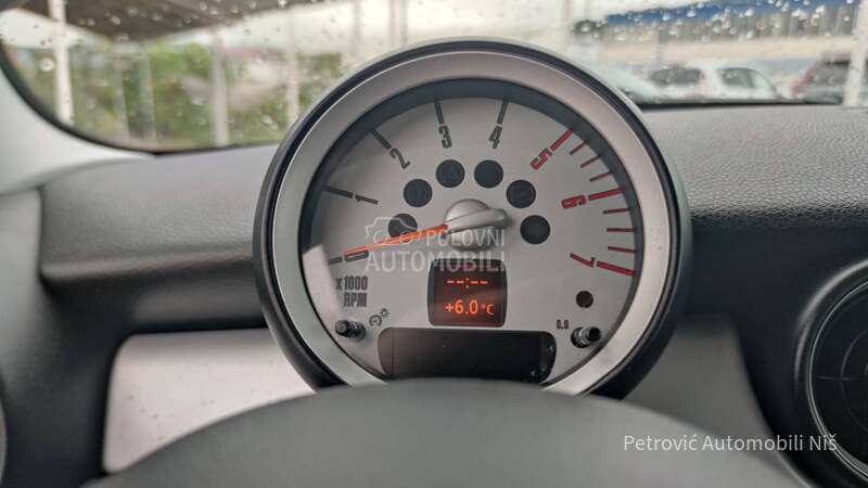 MINI Cooper 1.6 D /URBAN MOVE/