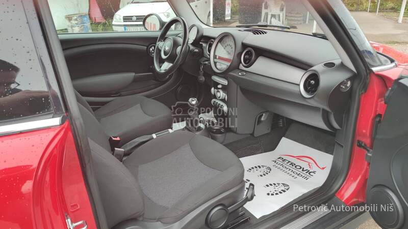 MINI Cooper 1.6 D /URBAN MOVE/