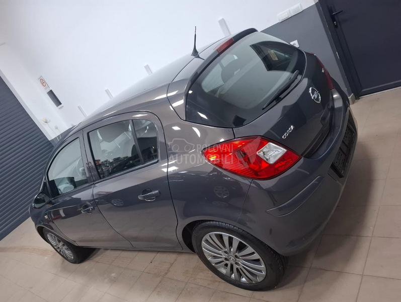 Opel Corsa D 