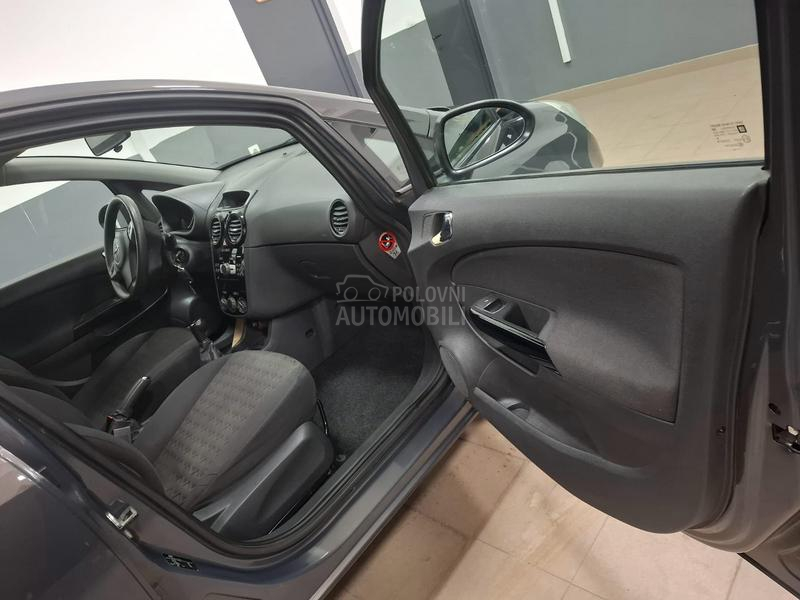 Opel Corsa D 
