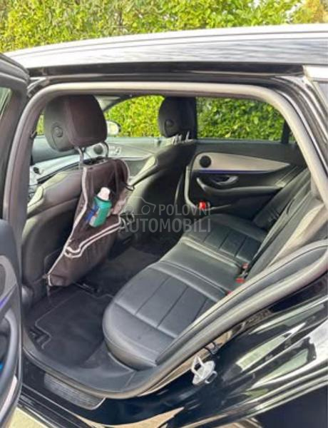 Mercedes Benz E 220 E 220 D    4 motion