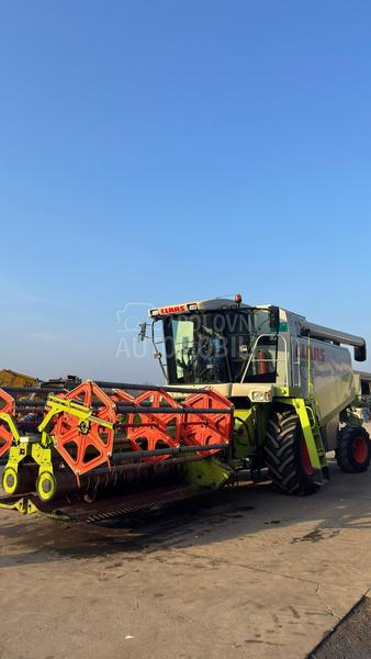 Claas Lexion 440