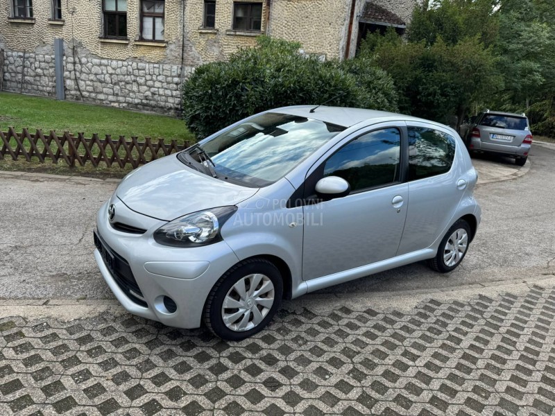 Toyota Aygo 1.0 VVTi NOVA