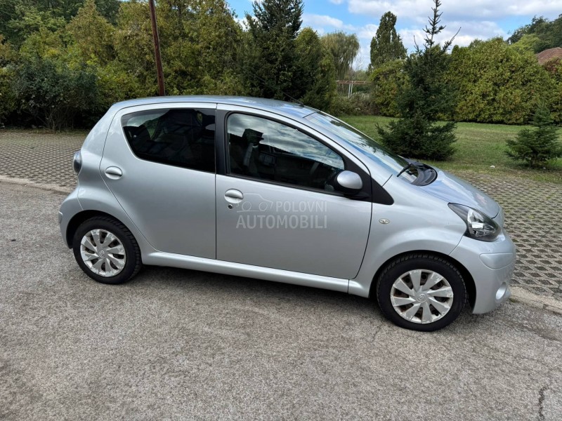Toyota Aygo 1.0 VVTi NOVA