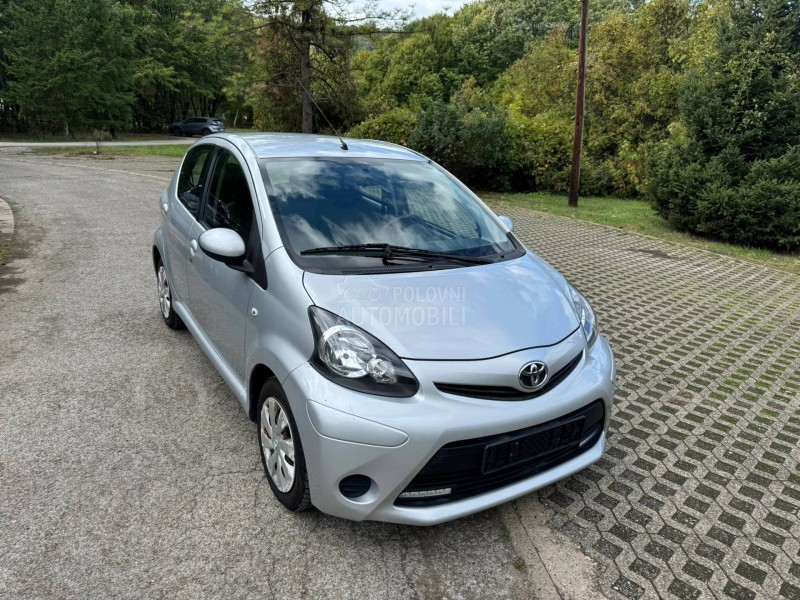 Toyota Aygo 1.0 VVTi NOVA