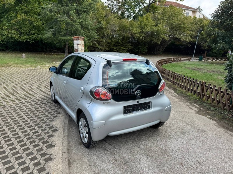 Toyota Aygo 1.0 VVTi NOVA