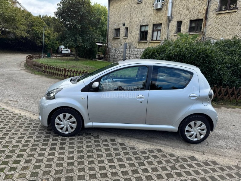 Toyota Aygo 1.0 VVTi NOVA
