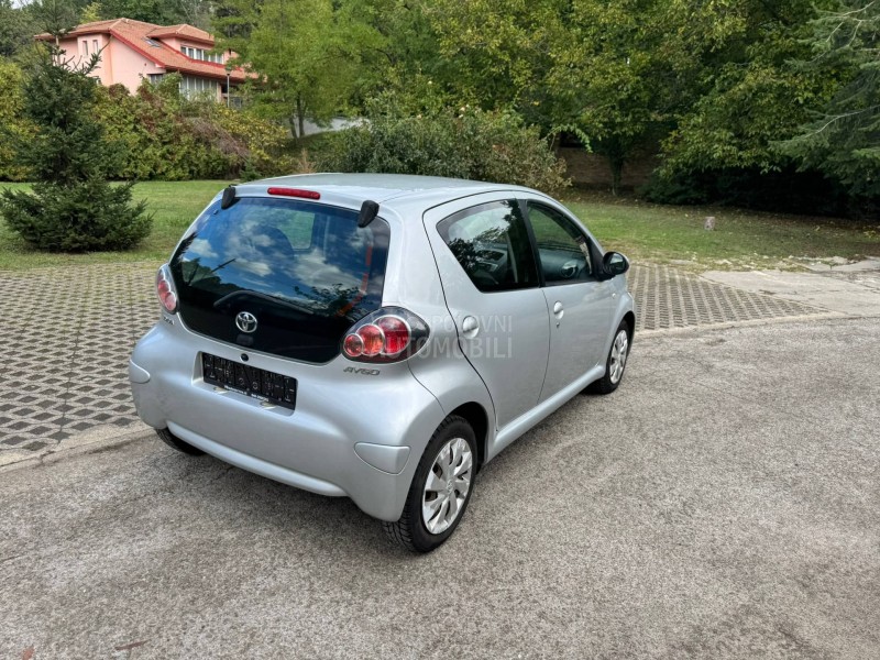Toyota Aygo 1.0 VVTi NOVA