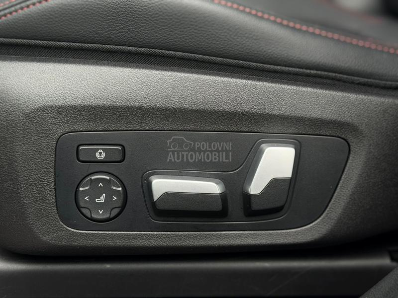 BMW X4 2.0D/Xd/PANO/HuD