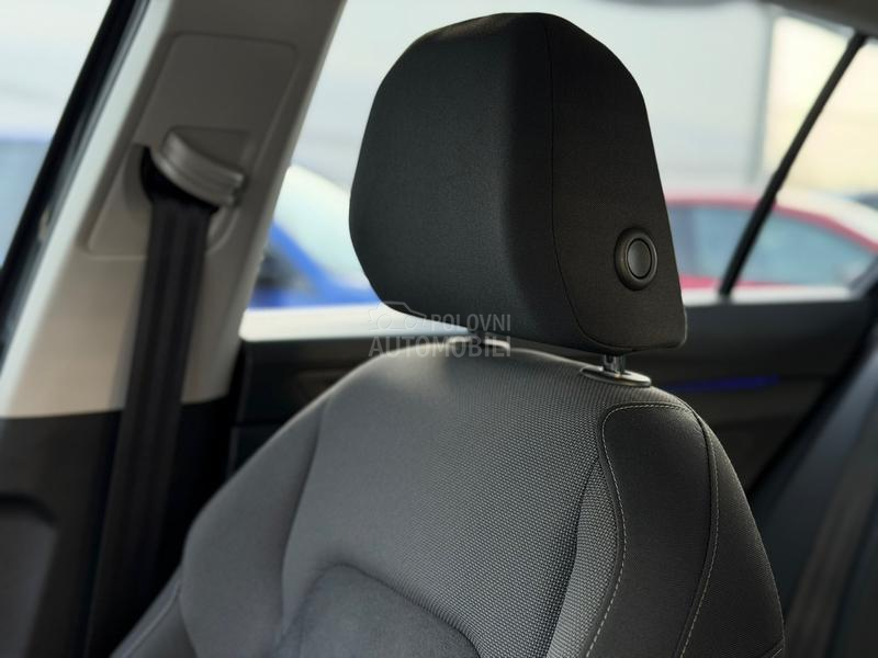 Volkswagen Golf 8 2.0D/DSG/STYLE/LED