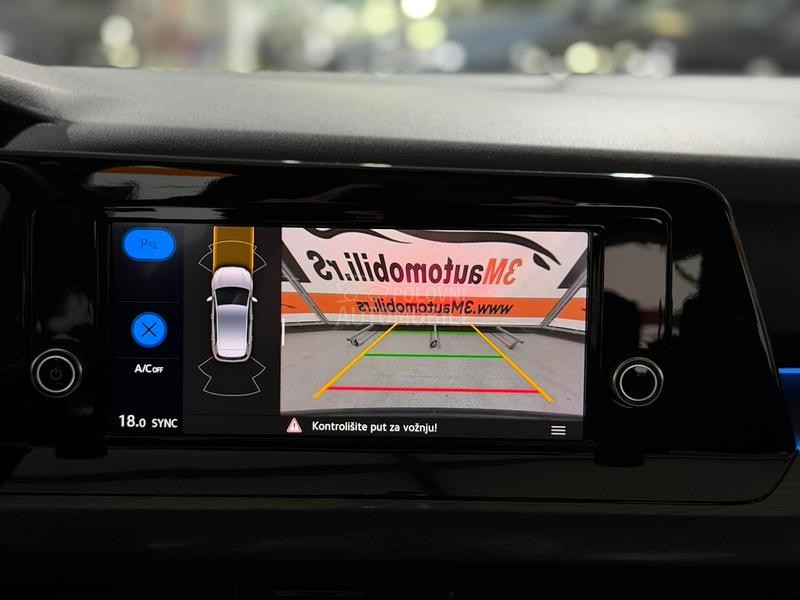 Volkswagen Golf 8 2.0D/DSG/STYLE/LED