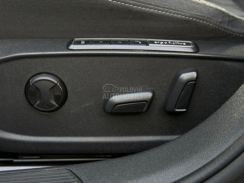 Volkswagen Golf 8 2.0D/DSG/STYLE/LED